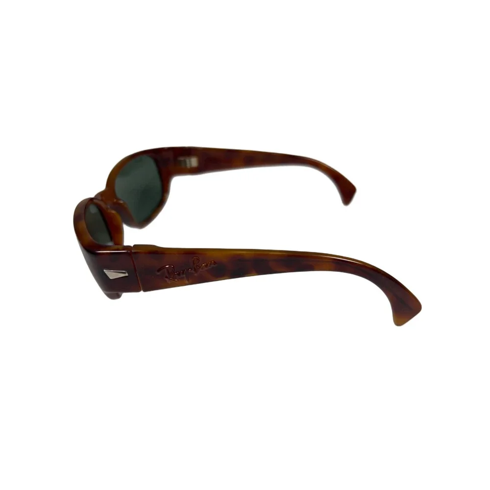 Ray-Ban Unisex Brown Tortoise Shell Bausch and Lamb Sunglasses W/ Pouch Case